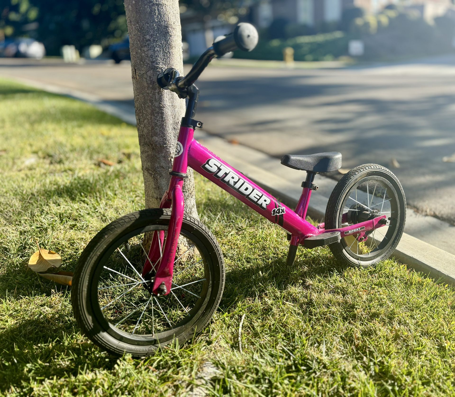 Pink Strider 14x Sport Kids Balance Bike Ages 3-6 for Sale