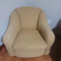 Gold Chair With Wheels