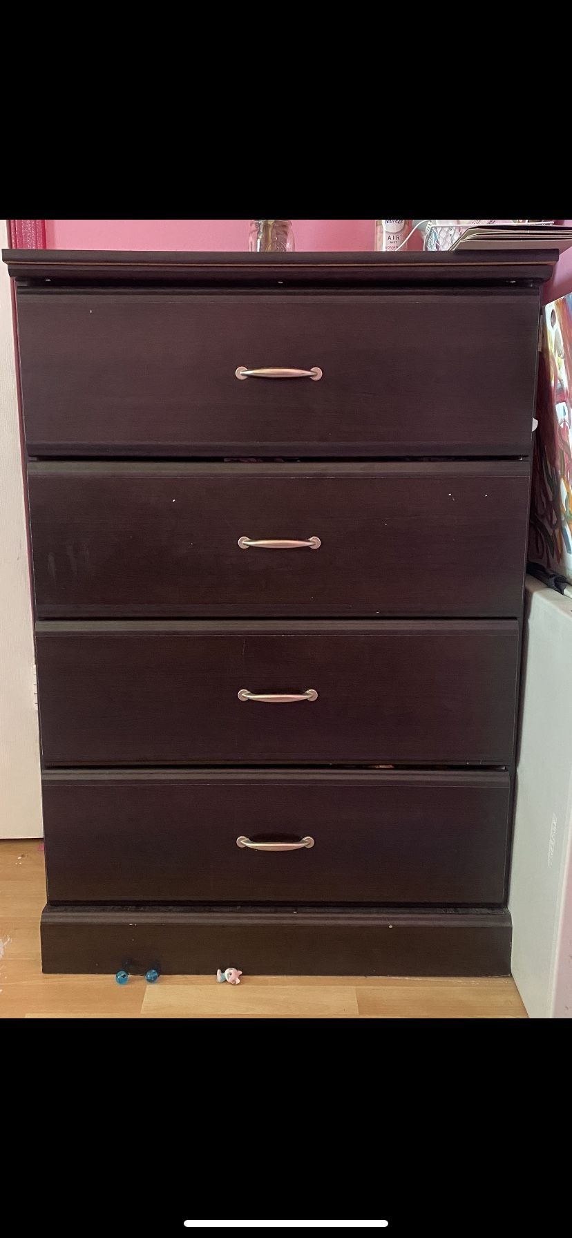 Dresser Drawer With 4 Draws