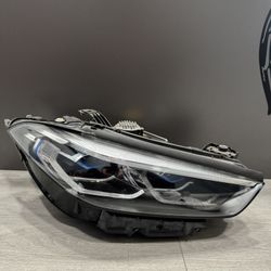 BMW 8-Series R Headlight (Right headlight) 840i 850i M8