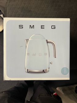 Smeg tea pot