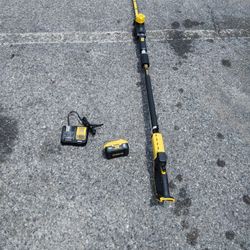 DeWalt 22inch Tree Trimmers,6 Hour Battery And Charger 150.00cash