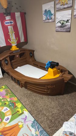 Little tikes pirate bed
