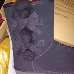 Brand New Newest Ones Out ugg Boots !!.