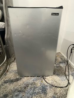 Magic Chef 4.4 cu. ft. Mini Fridge in a stainless steel look