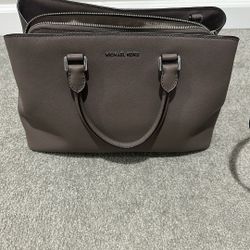 Michael Kors Purse/ Crossbody 