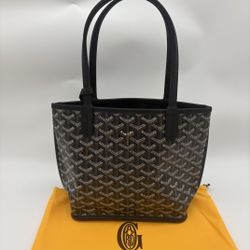 Goyard Black Reversible Mini Anjou in Black