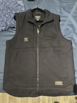 Ariat vest