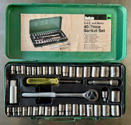 Buffalo 40-Piece SAE & Metric Socket Set – Original Metal Case