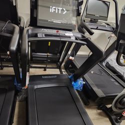 FULLERTON - 2025 model Nordictrack Commercial 2450 Treadmill- 14mph max speed- 1600$