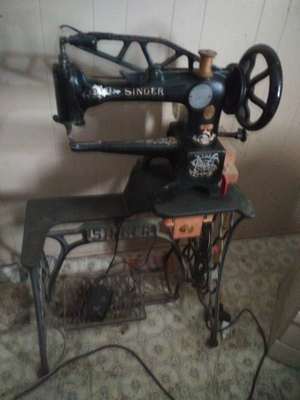 Singer 294 patch machine for Sale in Cypress, CA OfferUp