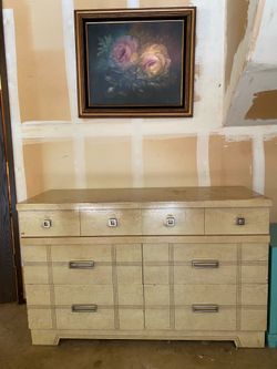 Dresser