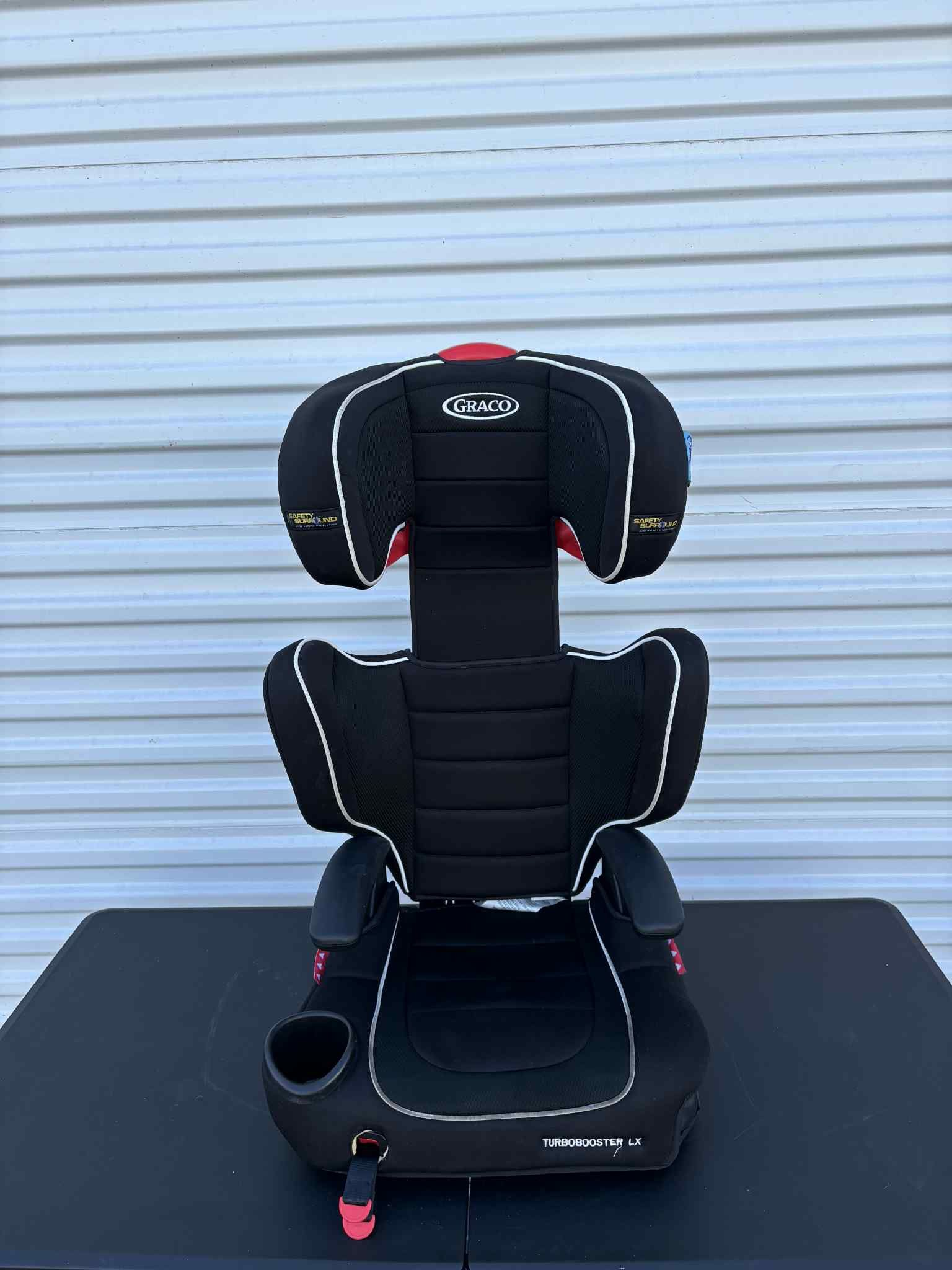 Graco Tranzitions 3-in-1 Harness Booster Car Seat