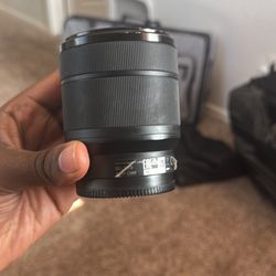 Sony FE-Mount 28-70mm 3.8-5.6 aperture lens