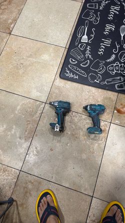 Makita Cordless Impact Driver Set of 2