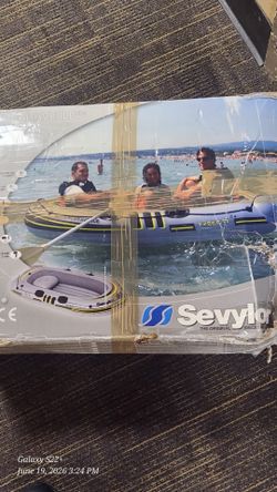 3 Man Raft in box