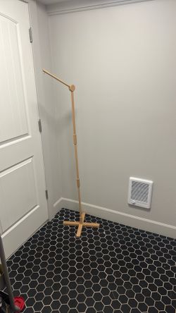 Floor Mount (Baby Mobile)