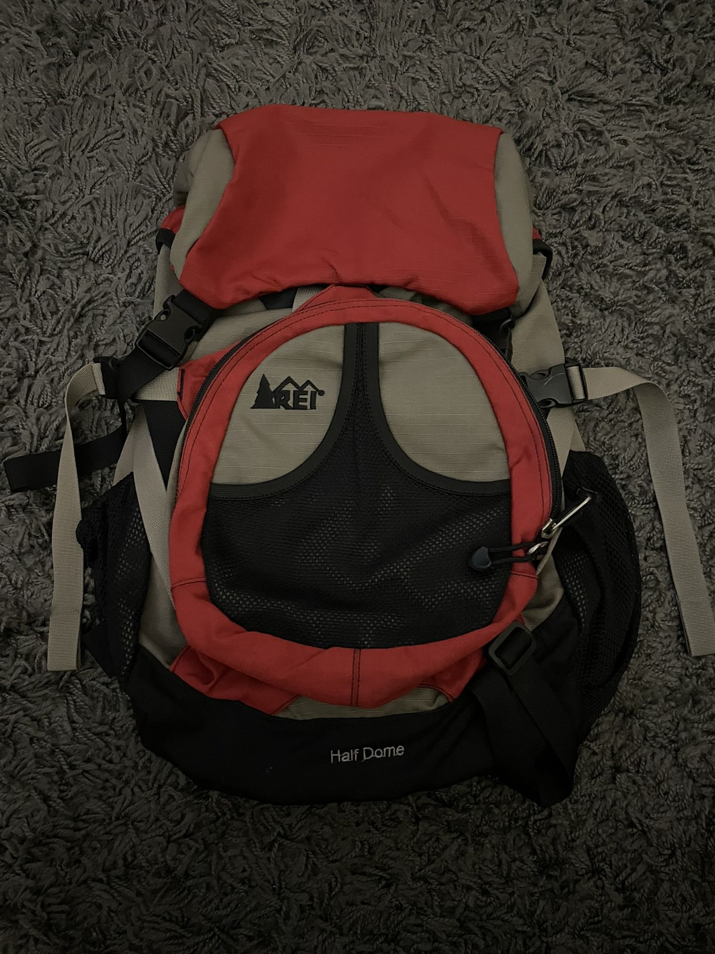 Rei Half Dome Hiking Backpack - Like New!