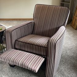 Recliner Chair 