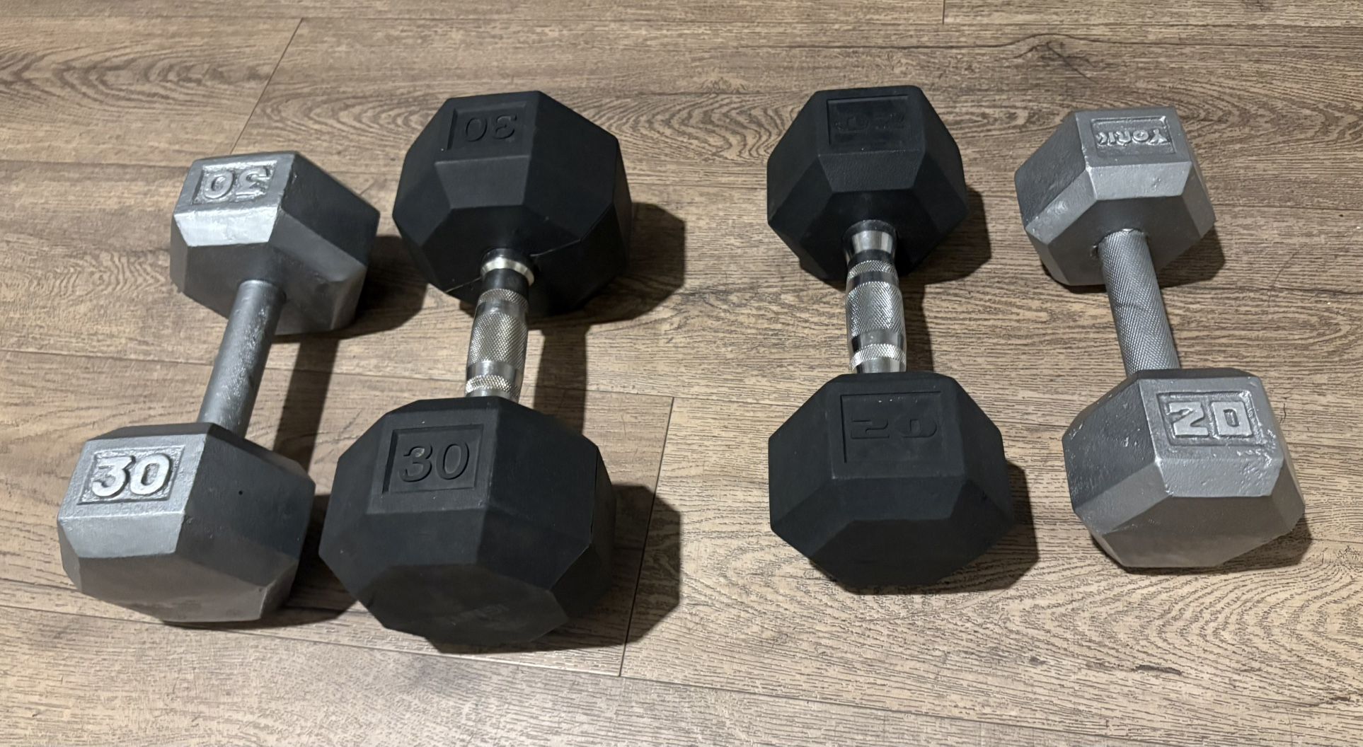 Miss-match (Iron/Iron Rubber Coat) Set Of Cast Iron Dumbbells: 20s & 30s Total: 100 lbs