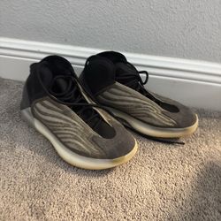 Adidas Yeezy Quantum - Men’s Size 10.5