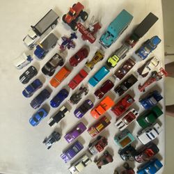 47 Loose Hot Wheels/  Matchbox  Cars