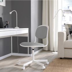 IKEA ÖRFJÄLL Swivel Chair