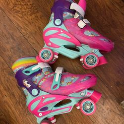 Rollerskate Rollerblades Size 5 They’re Adjustable Though