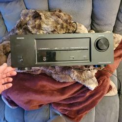 Denon AVR E200 Receiver 5.1 Channel 330w