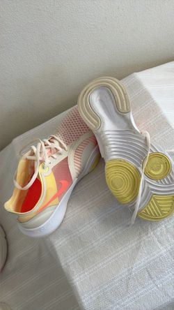 Nike women’s athletic/training shoes