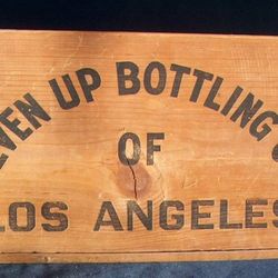 ANTIQUE 7UP WOOD CRATE