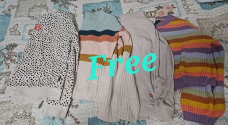 Free girls sweaters