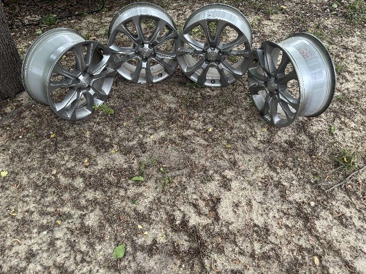 4 18" Rims