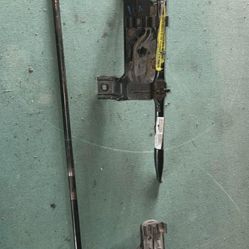 2001 F-250 Radiator Mounts