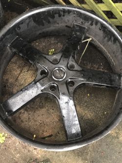 24" wheels off a 07 Dodge Ram 1500