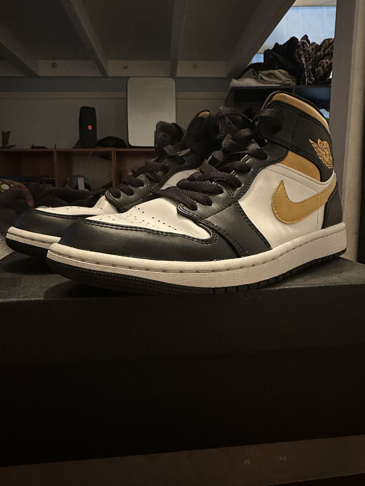 Jordan 1