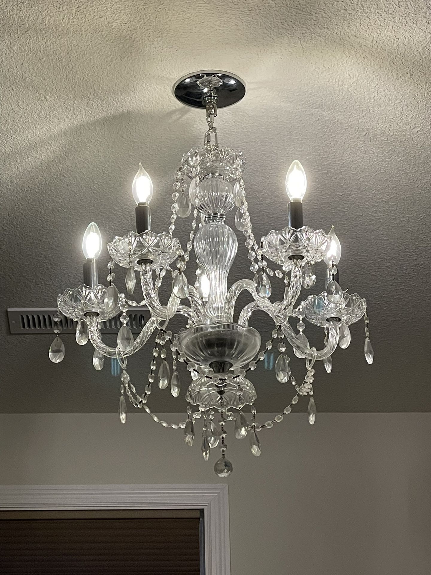 Ashley Furniture 5-light Chandelier