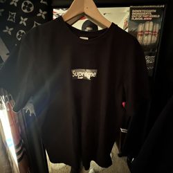 Supreme x Louis Vuitton Box Logo Hooded Sweatshirt for Sale in Hackensack,  NJ - OfferUp