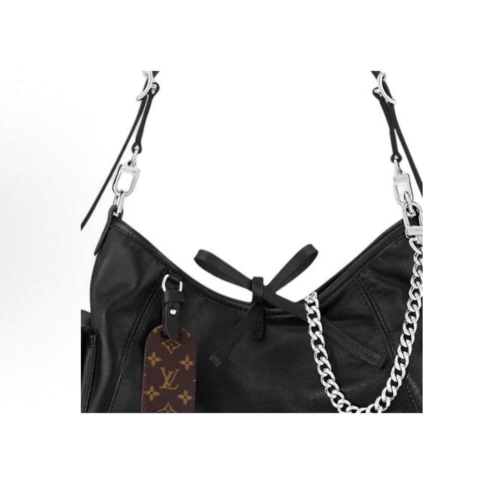 LOUIS VUITTON Carryall Cargo PM Letter Logo Locitor Chain Black Warrior(34)11