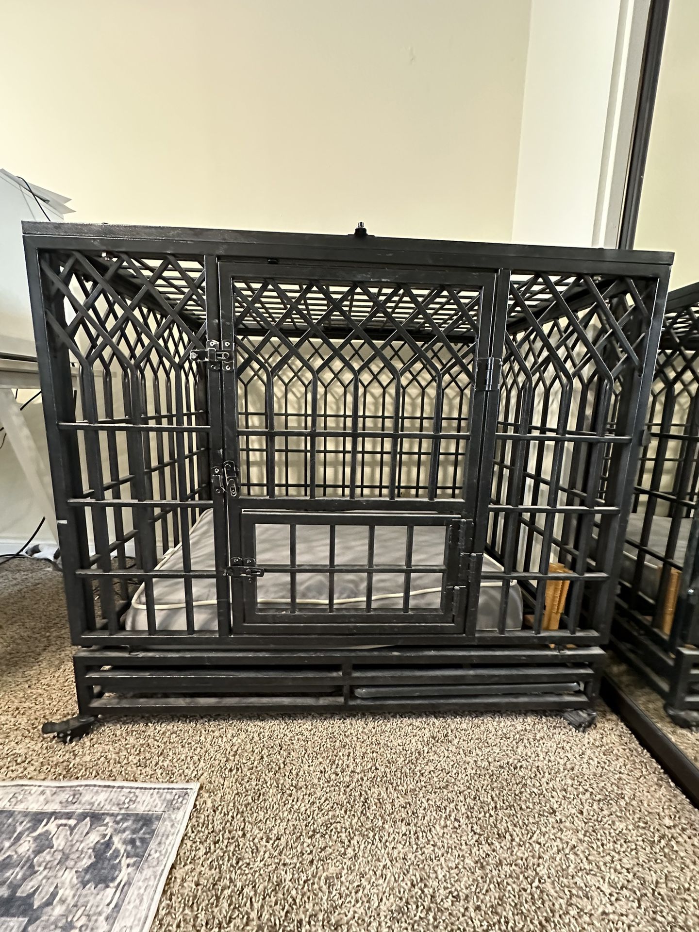 Dog Crate (Antique, Heavy Duty)