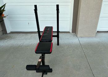 Adjustable Lifting Bench