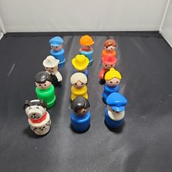 Fisher Price Vintage Little People Plastic Head/ Bodies Lot 12 Figures (JX)