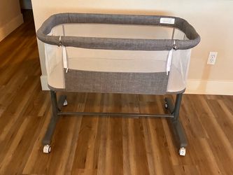 Baby Bassinet with Wheels