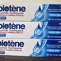 Biotene toothpaste $3 each 💕💕