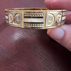 Silver and Gold Fitted Bangle