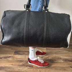 Authentic Louis Vuitton Keepall Bandoulière Black Leather Travel Bag - Verified