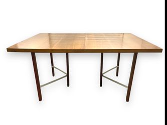 Mid Century Modern Walnut Dining Table By Paul Mccobb 