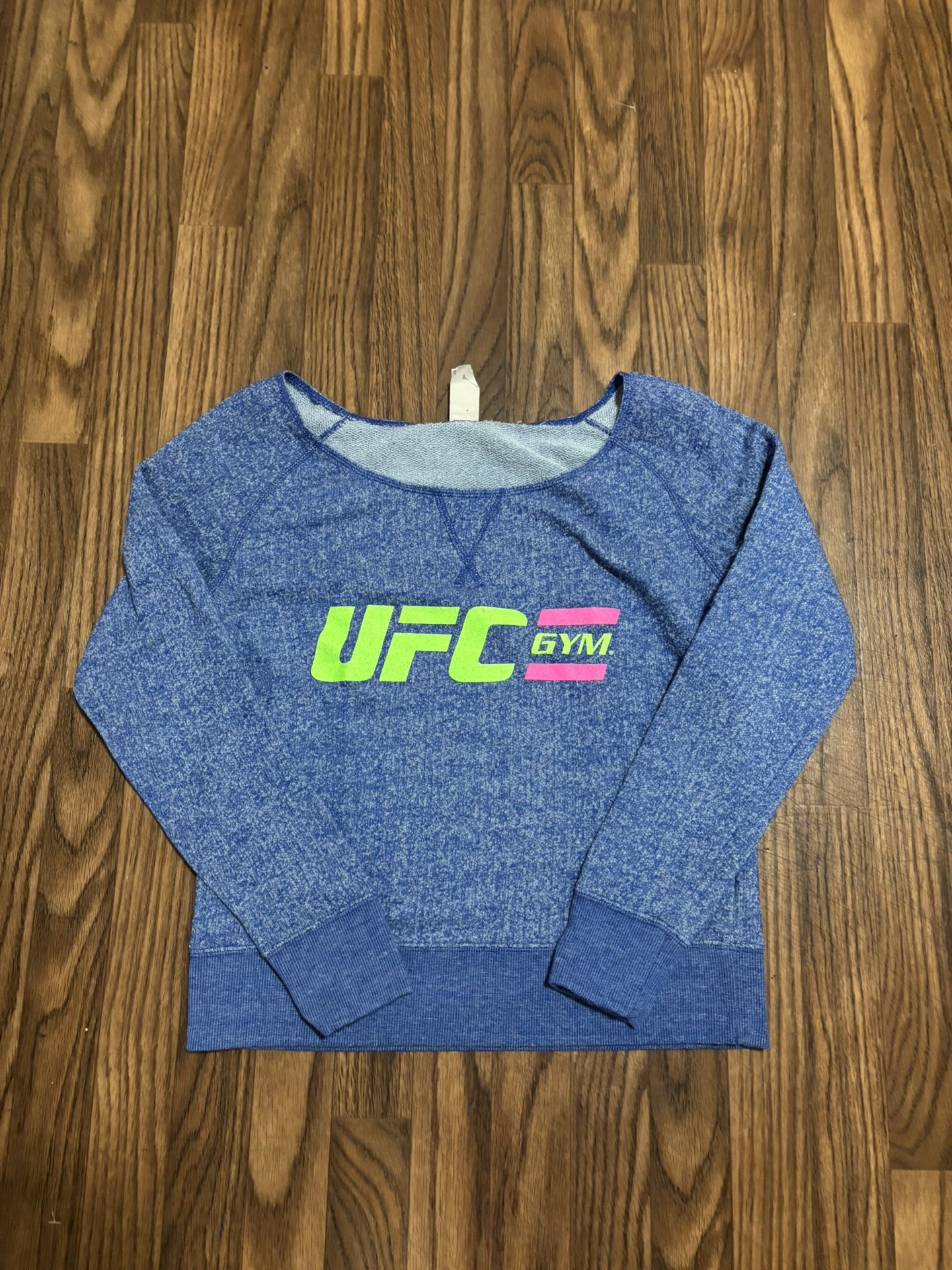 UFC * Woman’s UFC Gym Sweatshirt *Size Small