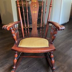 Vintage Rocking Chair 