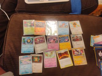 Pokémon Trading Cards Mixed Lot